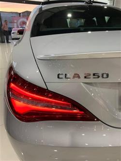 مرسيدس بنز CLA